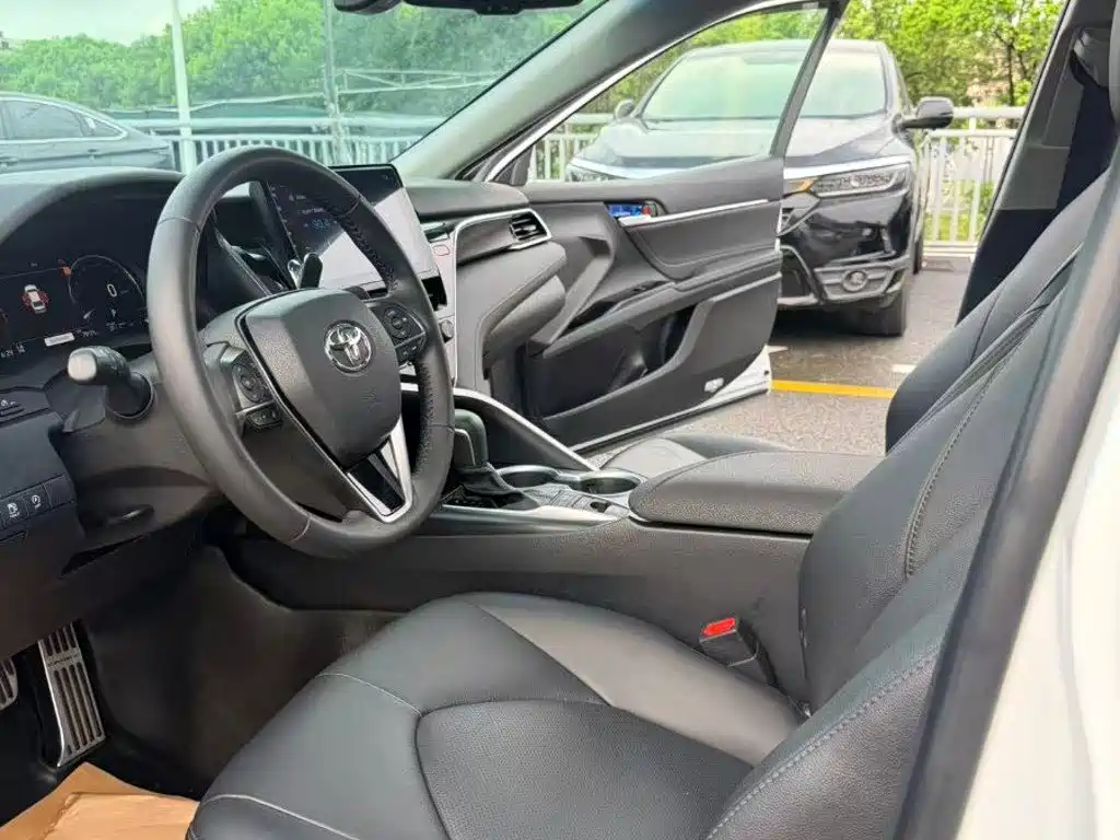 Toyota Camry 2022
