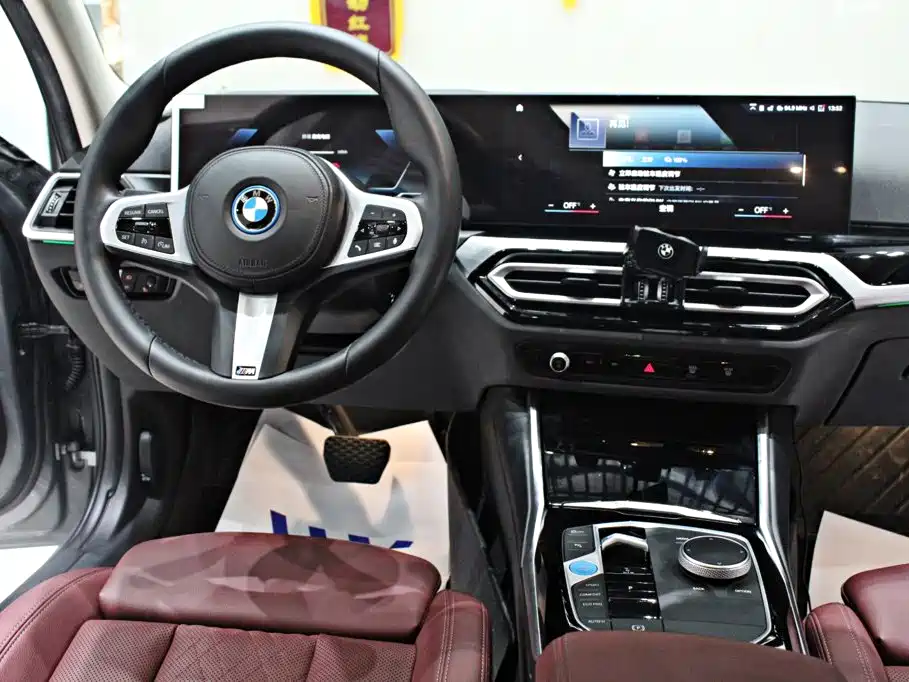 BMW i3 2023 — фото 10