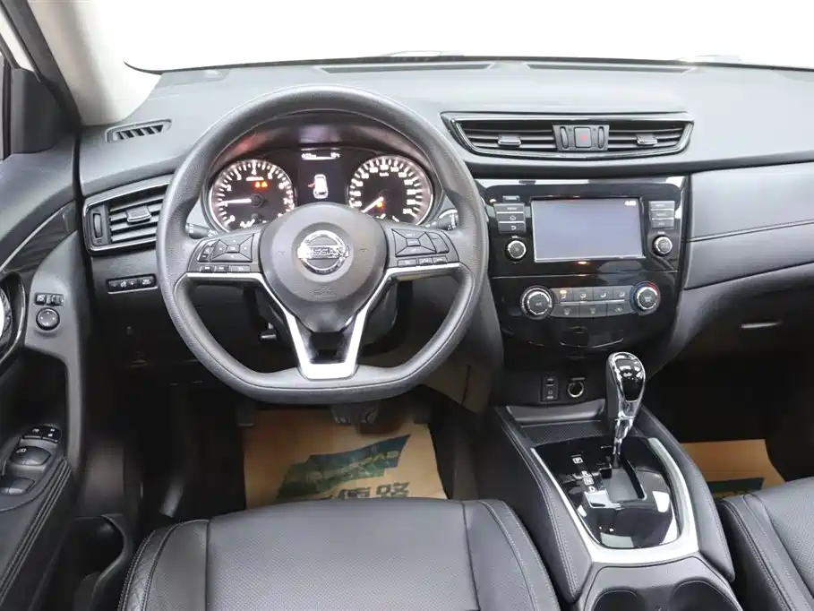 Nissan X-Trail 2018 — фото 27