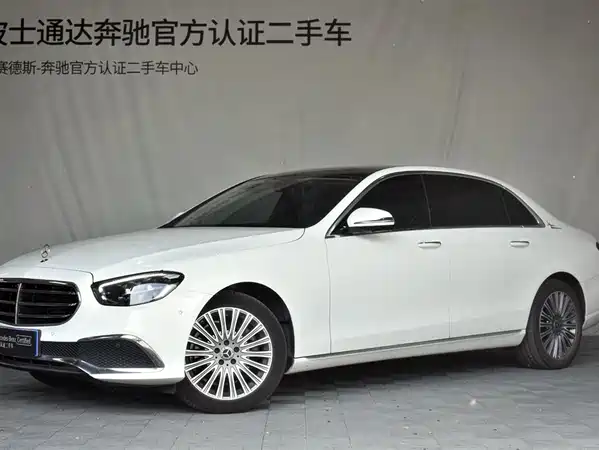 Mercedes-Benz E-Class 2022
