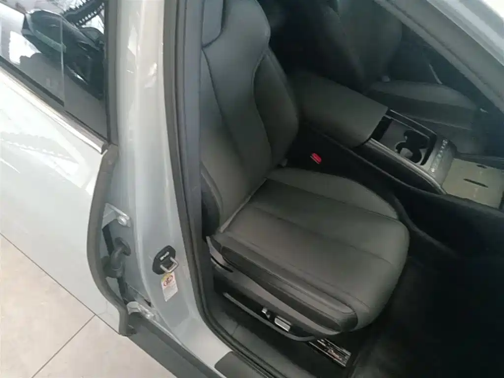BYD Qin L 2025 — фото 25