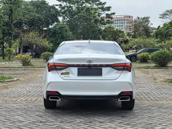 Toyota Avalon 2024