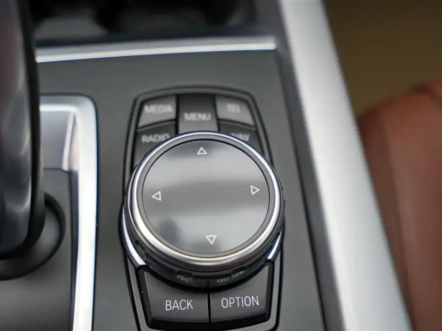 BMW X5 2015 — фото 8