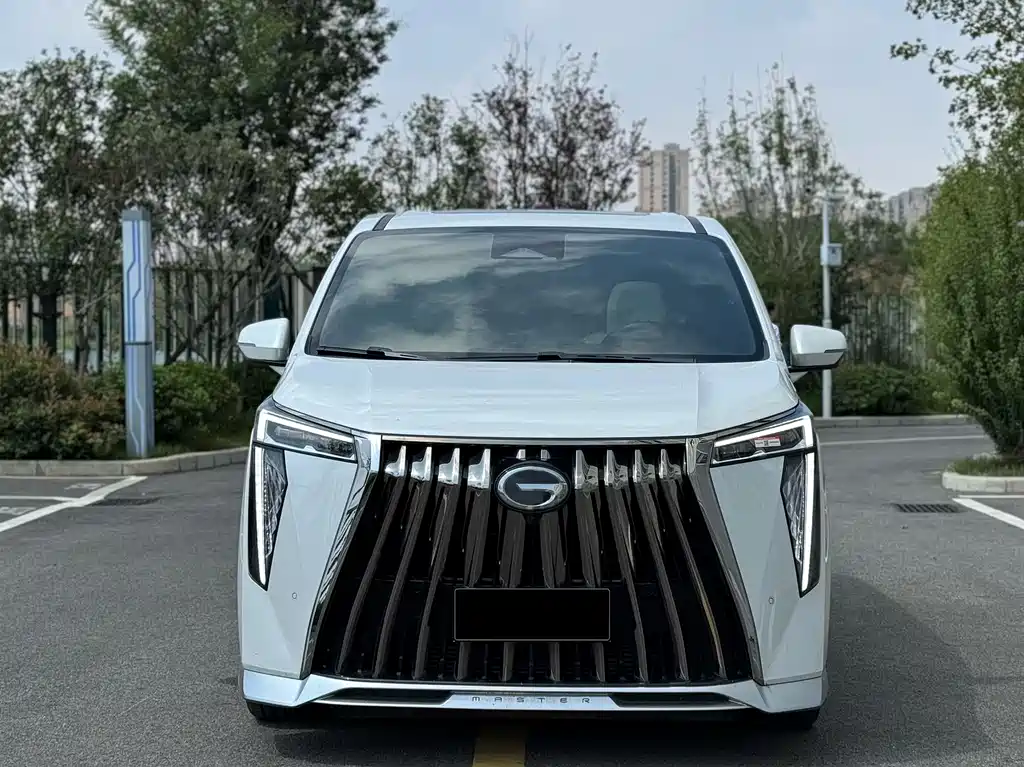 GAC Motor Trumpchi M8 2023 — фото 3