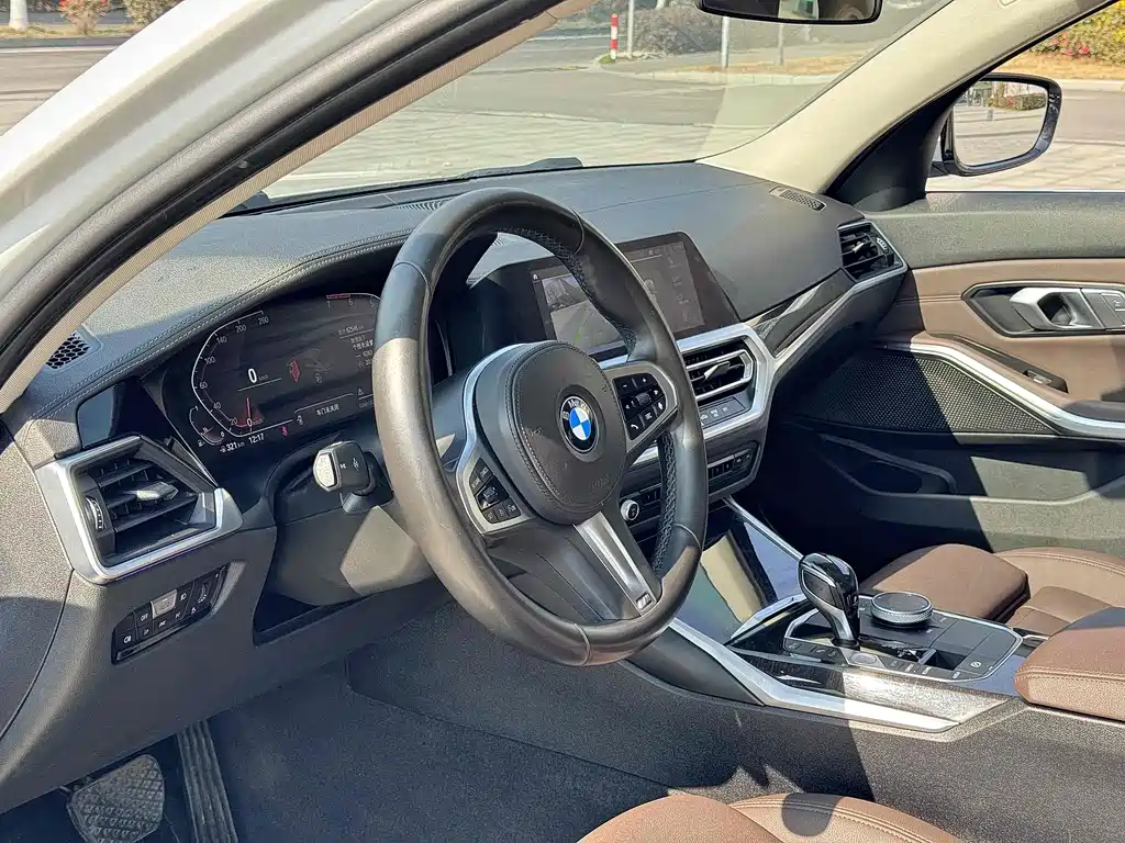 BMW 3 Series 2020 — фото 11