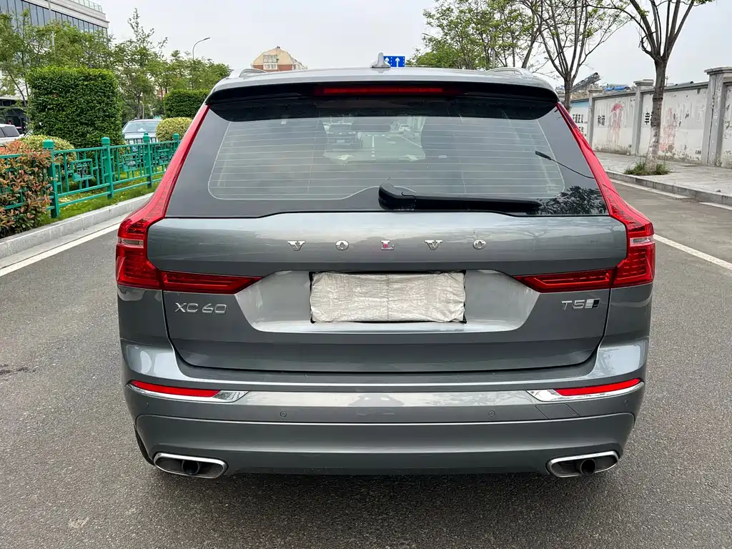 Volvo XC60 2020 — фото 14