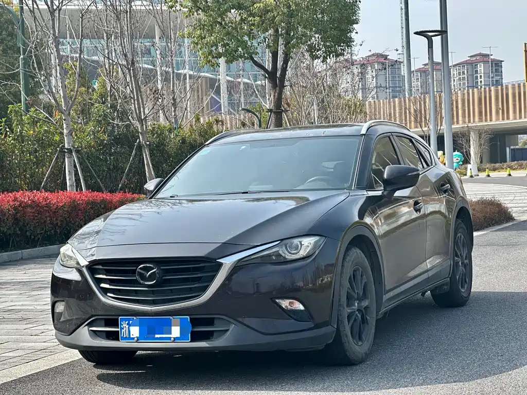 Mazda CX-4 2018 — фото 1