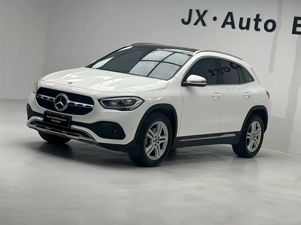 Mercedes-Benz GLA 2021 — фото 1