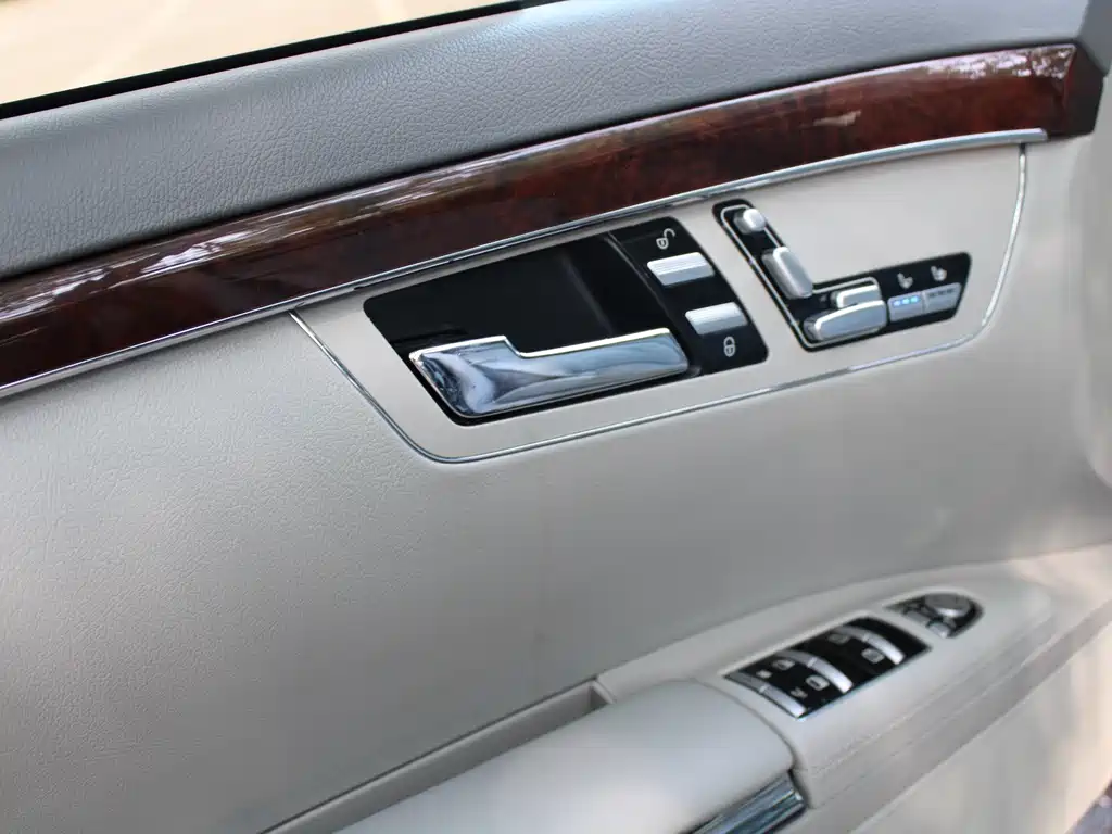 Mercedes-Benz S-Class 2010 — фото 19