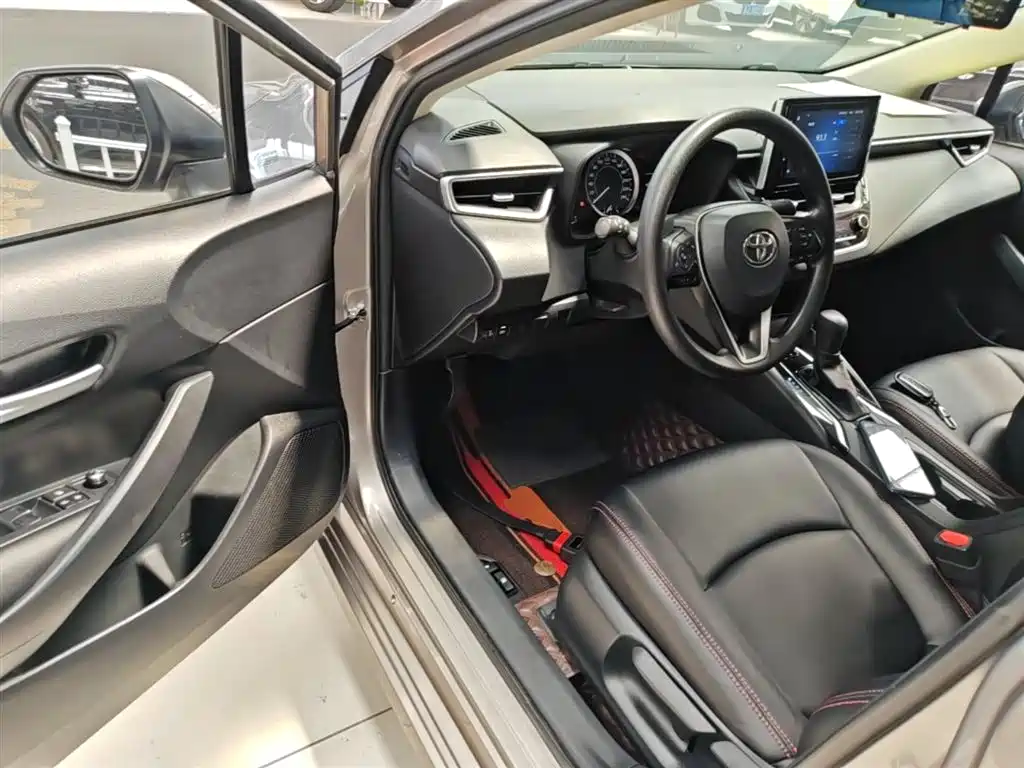 Toyota Corolla 2021 — фото 16