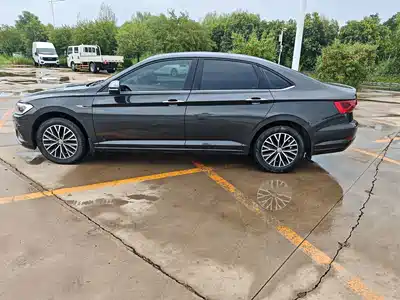 Volkswagen Sagitar 2020