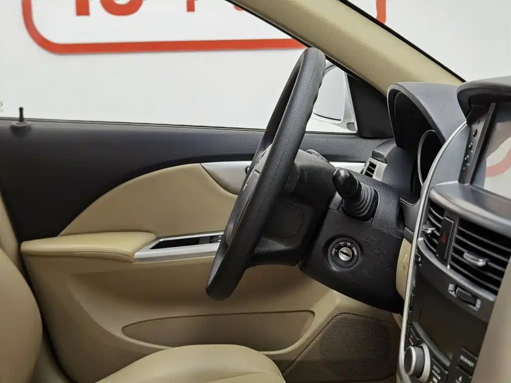 Buick Excelle 2014 — фото 22