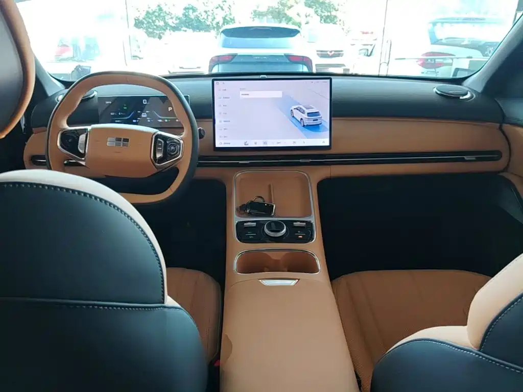 Geely Galaxy Starship 7 2025 — фото 10