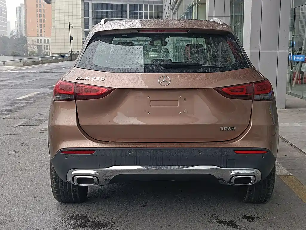 Mercedes-Benz GLA 2023 — фото 7