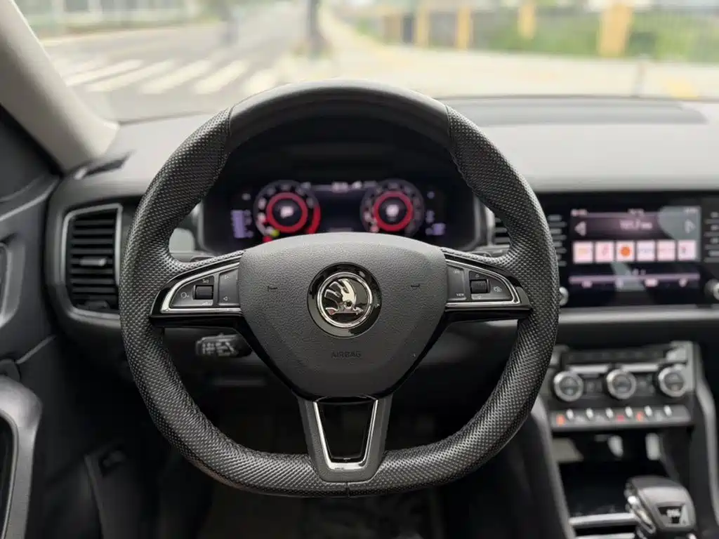 Skoda Kodiaq 2018 — фото 19