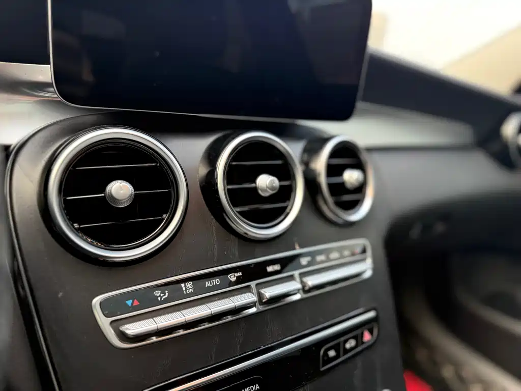 Mercedes-Benz C-Class 2021 — фото 17