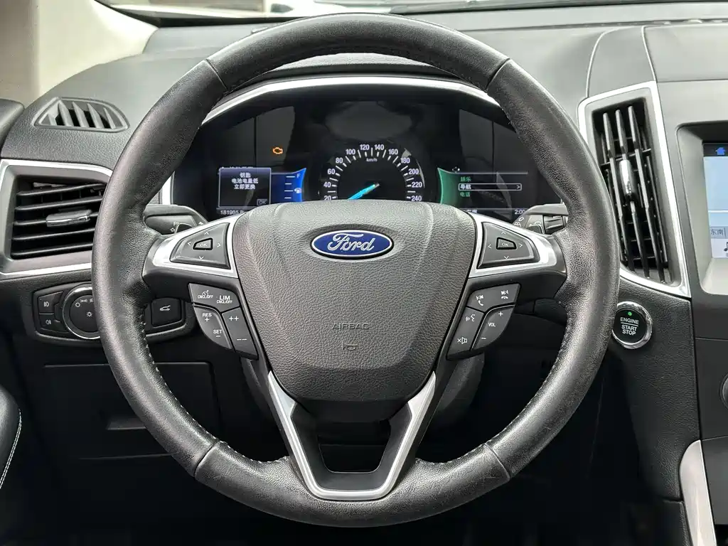 Ford Edge 2017 — фото 7