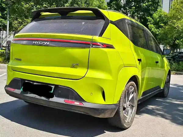 Hycan Z03 2023