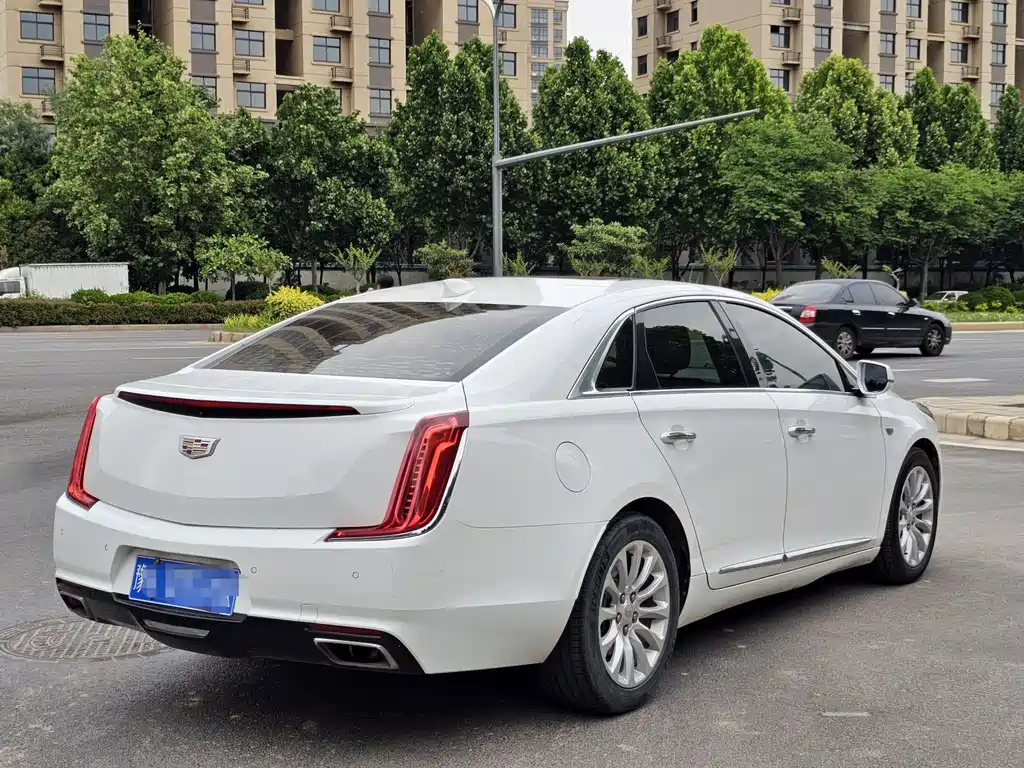 Cadillac XTS 2018 — фото 5