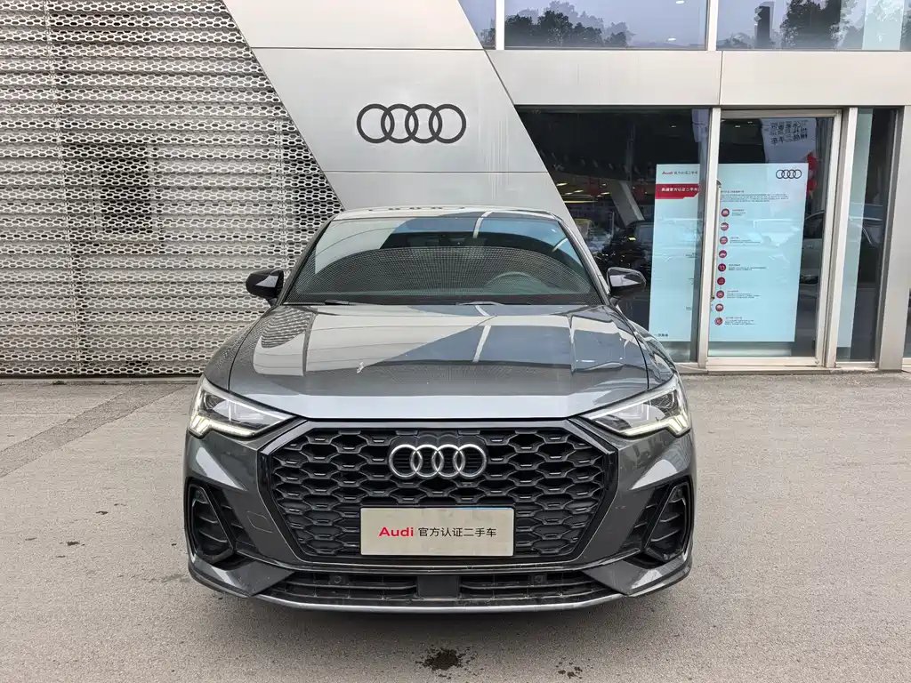 Audi Q3 Sportback 2023 — фото 2