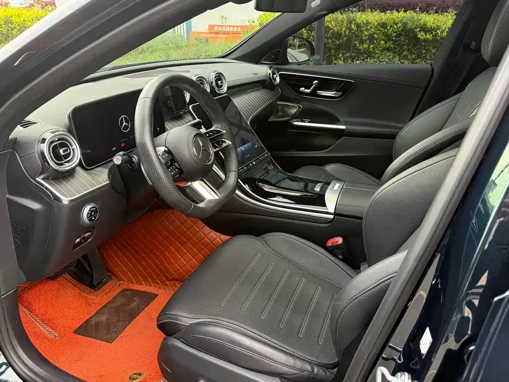 Mercedes-Benz C-Class 2023 — фото 8