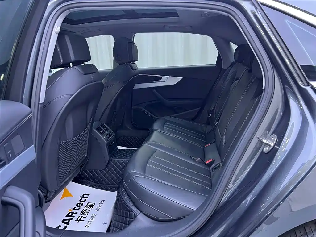 Audi A4L 2020