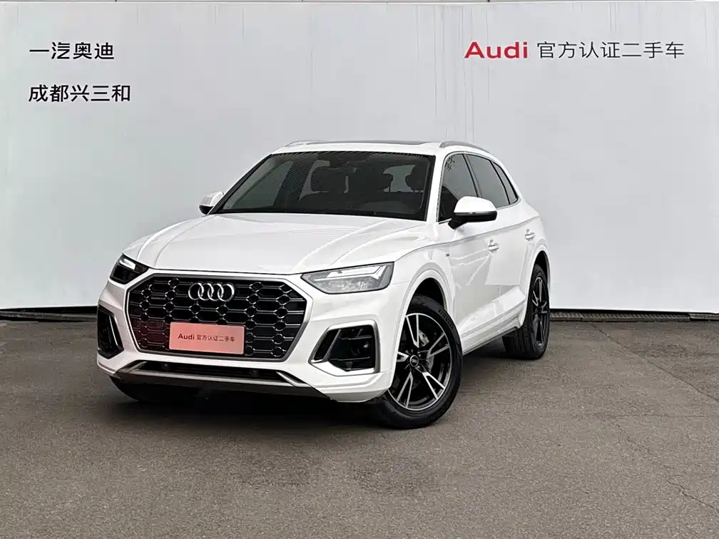 Audi Q5L 2023 — фото 1