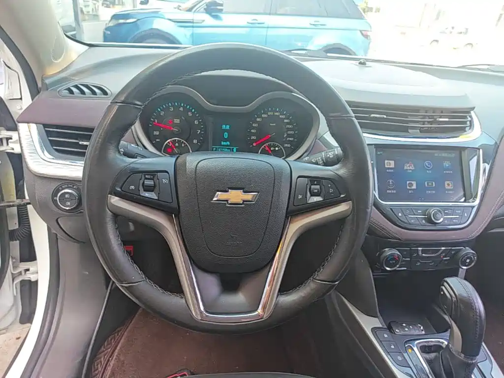 Chevrolet Malibu 2018 — фото 11