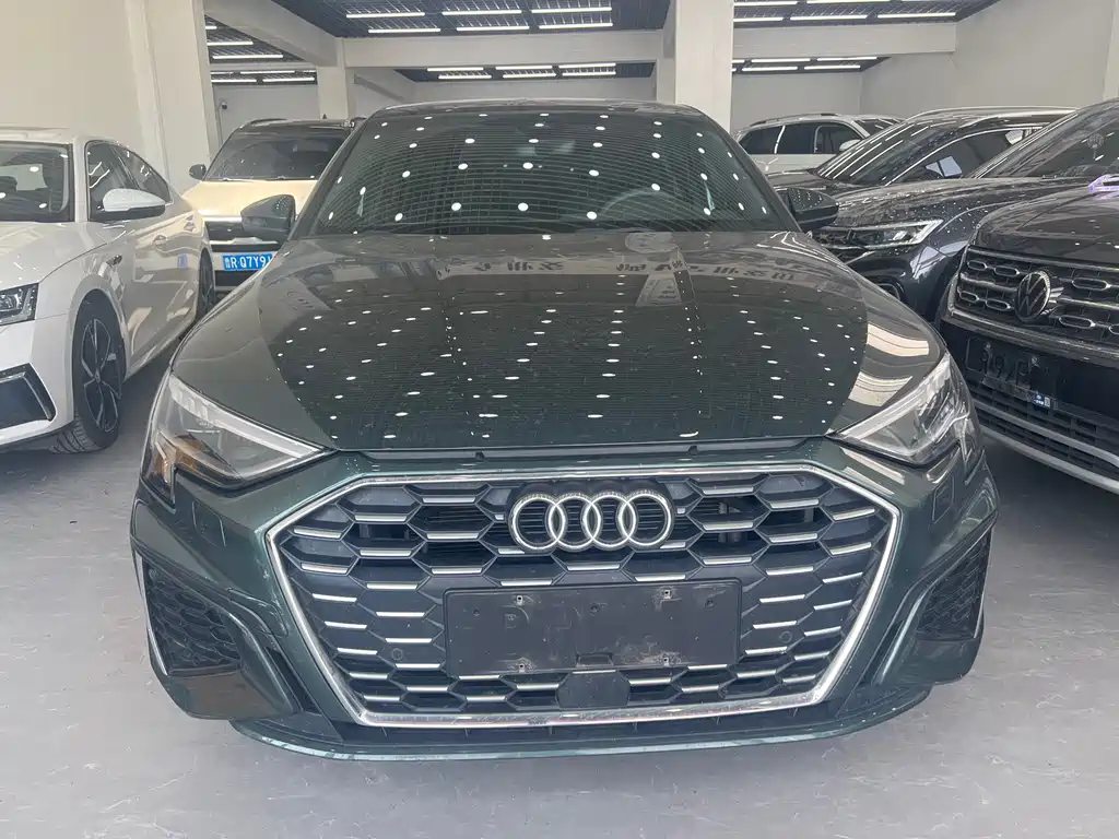 Audi A3 2023 — фото 2