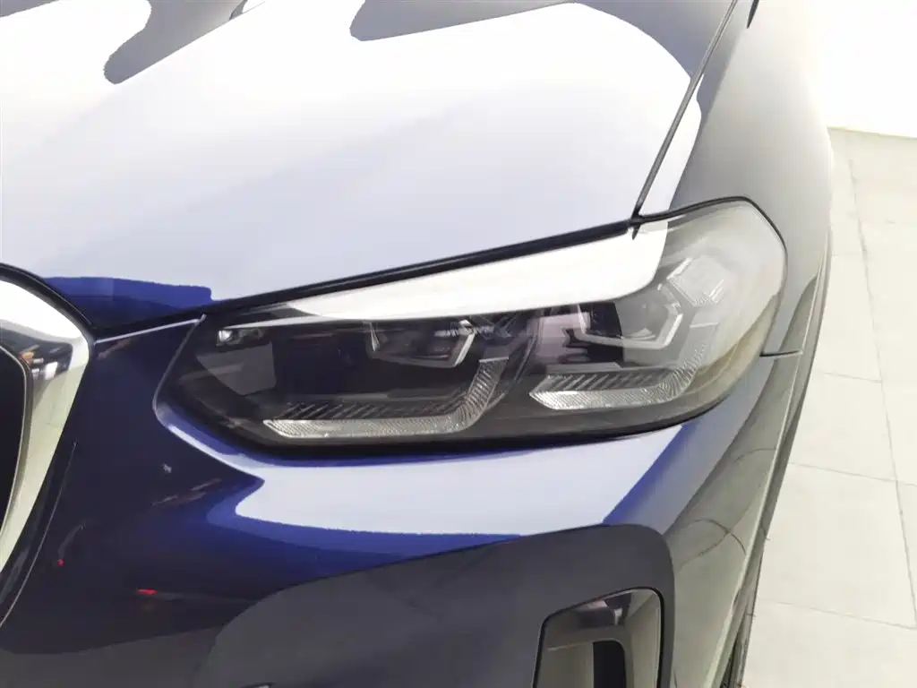 BMW X3 M40i 2022 — фото 7