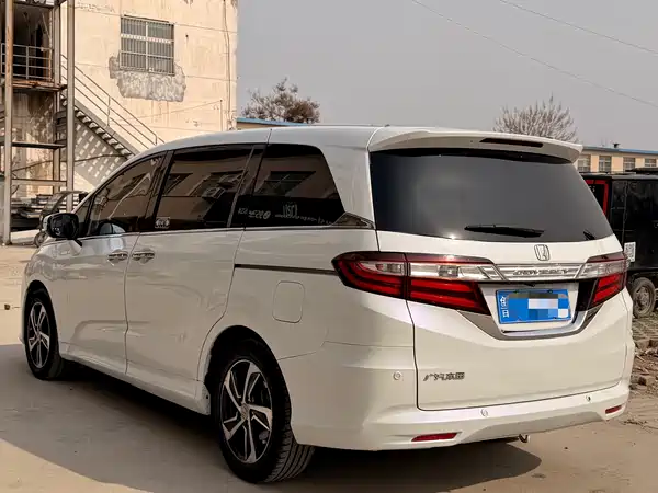 Honda Odyssey 2015