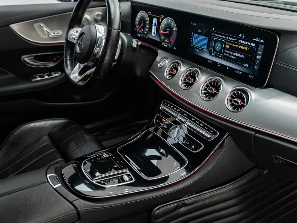 Mercedes-Benz E-Class 2019 — фото 11