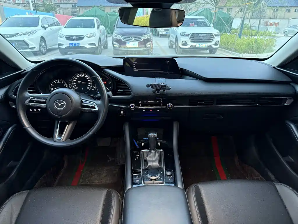 Mazda 3 Angkesela 2022