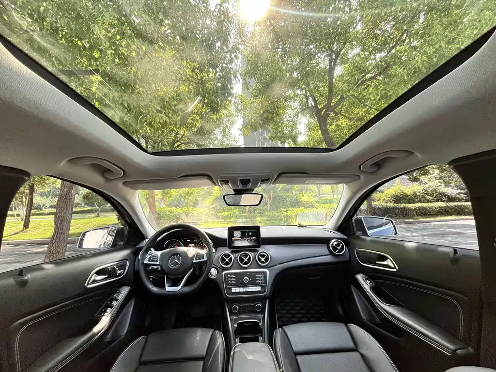 Mercedes-Benz GLA 2019