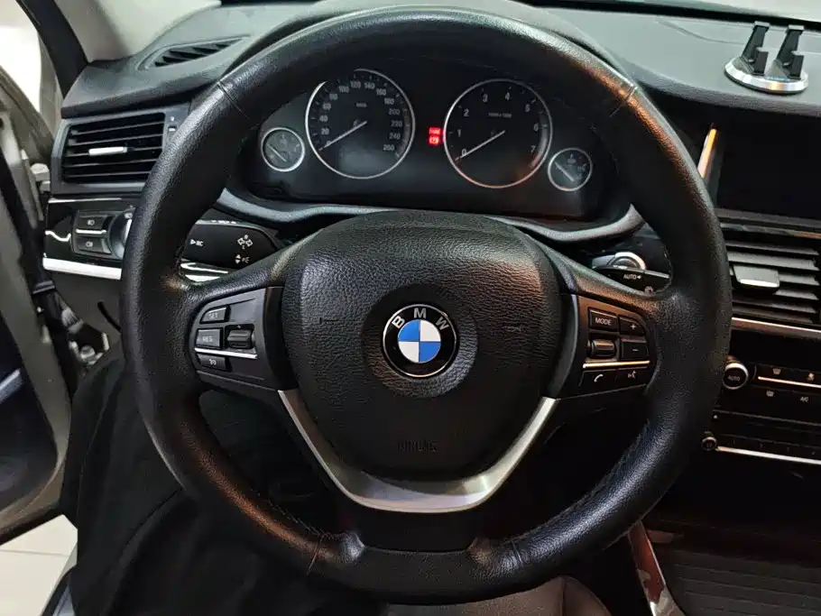 BMW X3 2016 — фото 15