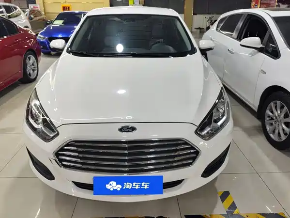 Ford Escort 2019