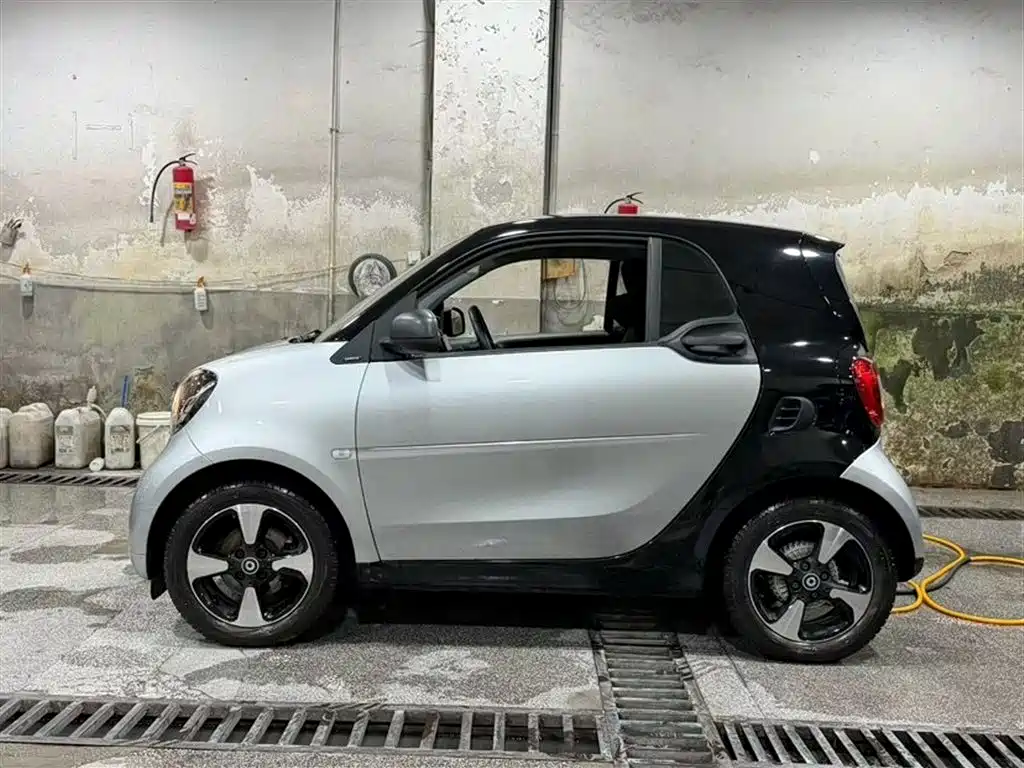 smart Fortwo 2018 — фото 7