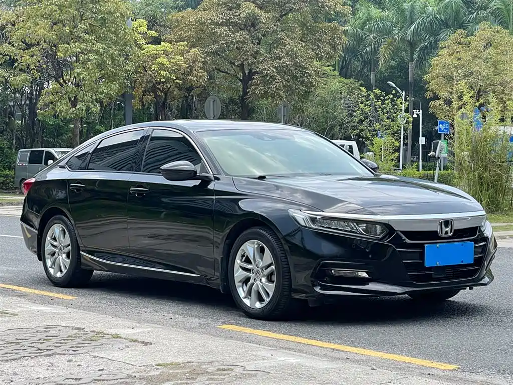 Honda Accord 2019 — фото 3