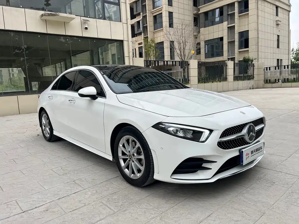 Mercedes-Benz A-Class 2020 — фото 3