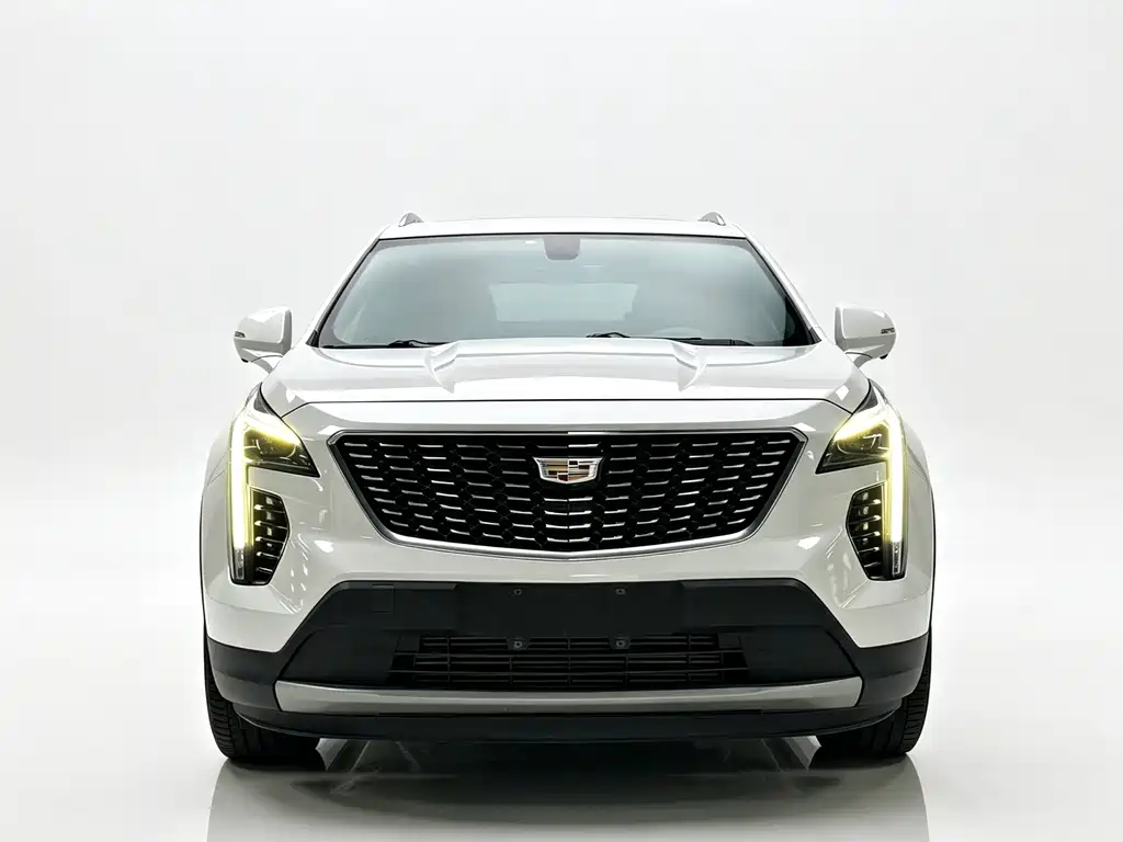 Cadillac XT4 2020 — фото 2