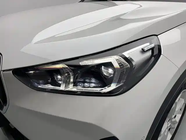 BMW iX1 2024 — фото 14