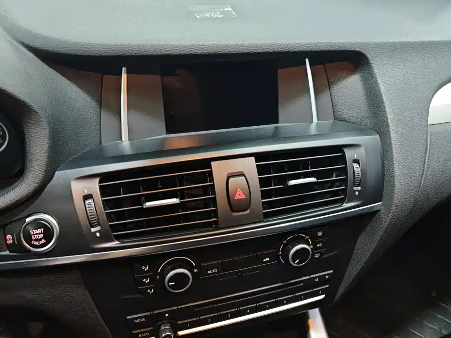 BMW X3 2015 — фото 13