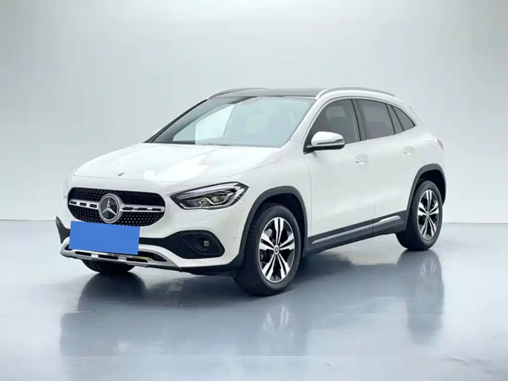Mercedes-Benz GLA 2021 — фото 1