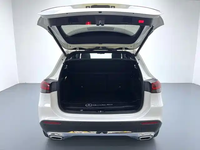 Mercedes-Benz GLA 2021 — фото 15