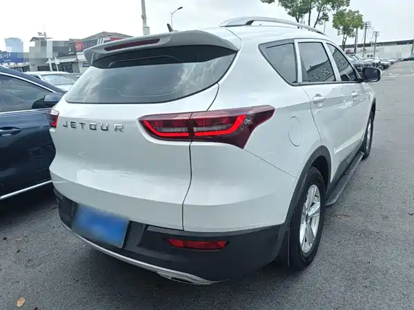 Jetour X70M 2022