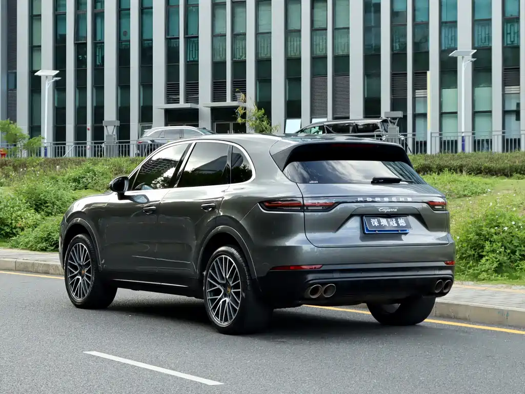 Porsche Cayenne 2019 — фото 5