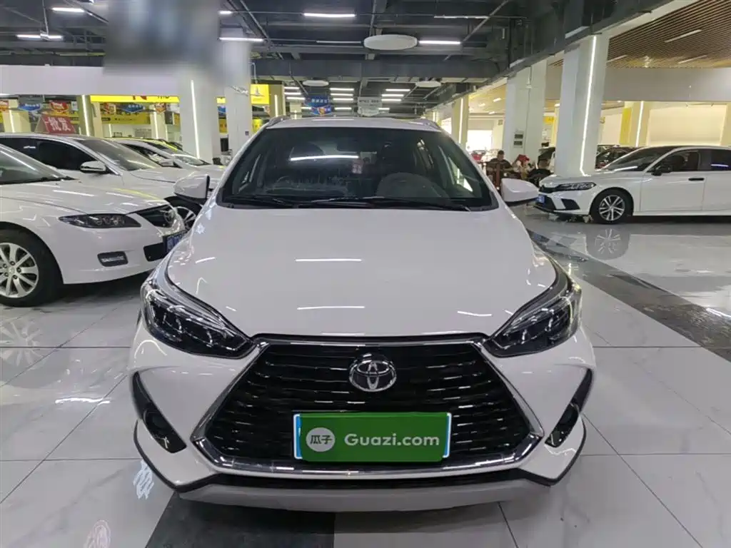 Toyota Yaris L 2021