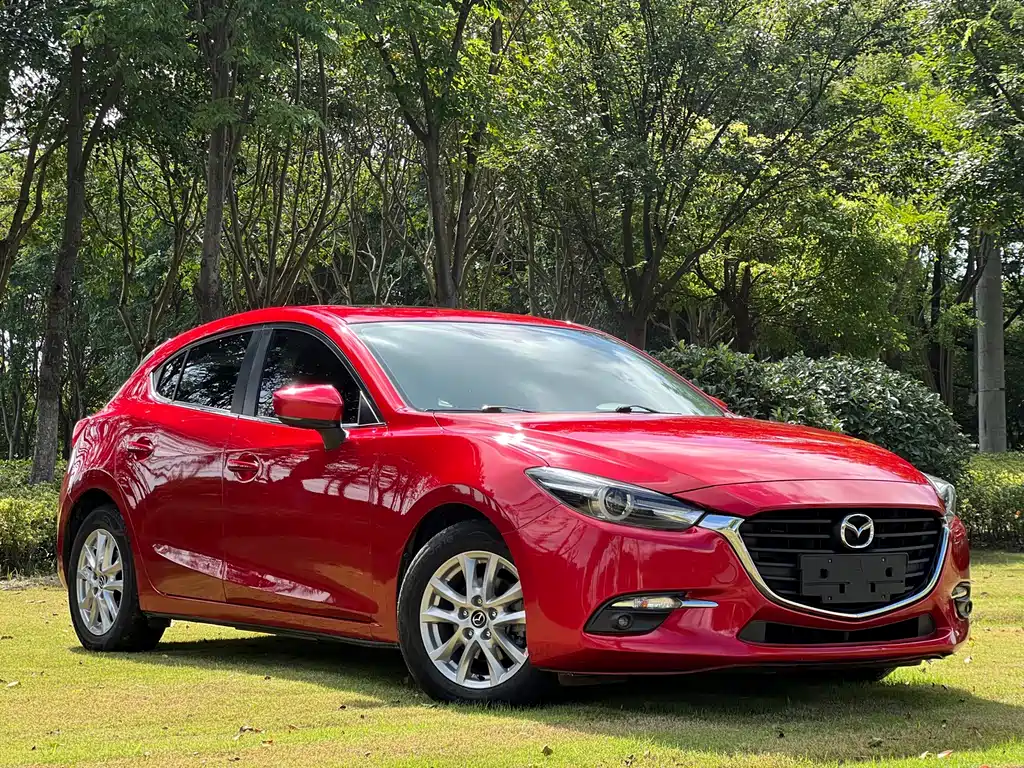 Mazda 3 Axela 2017 — фото 14