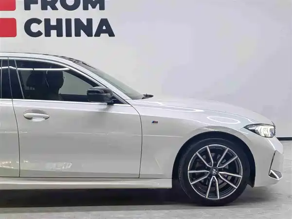 BMW 3 Series 2023
