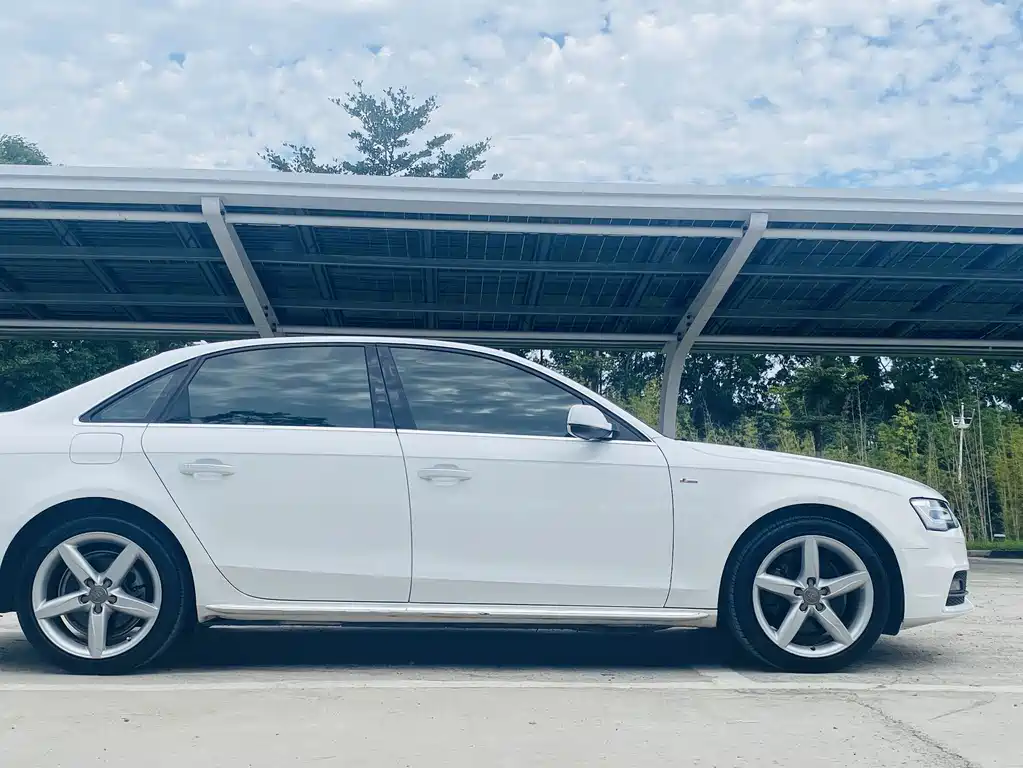 Audi A4L 2016 — фото 4